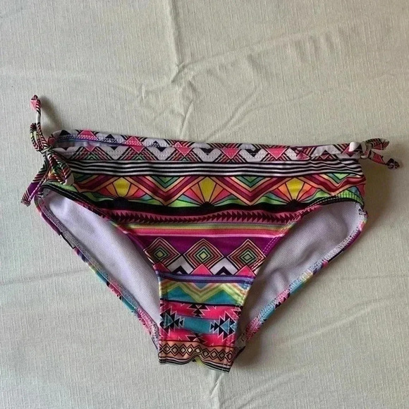 Girls swim suit - Picture 3 of 5